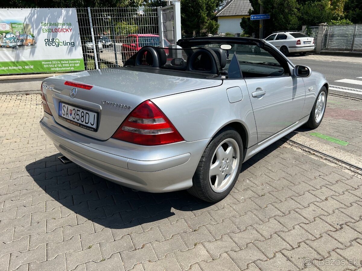 Mercedes-Benz SLK 200 Kompressor Automat5 - 10