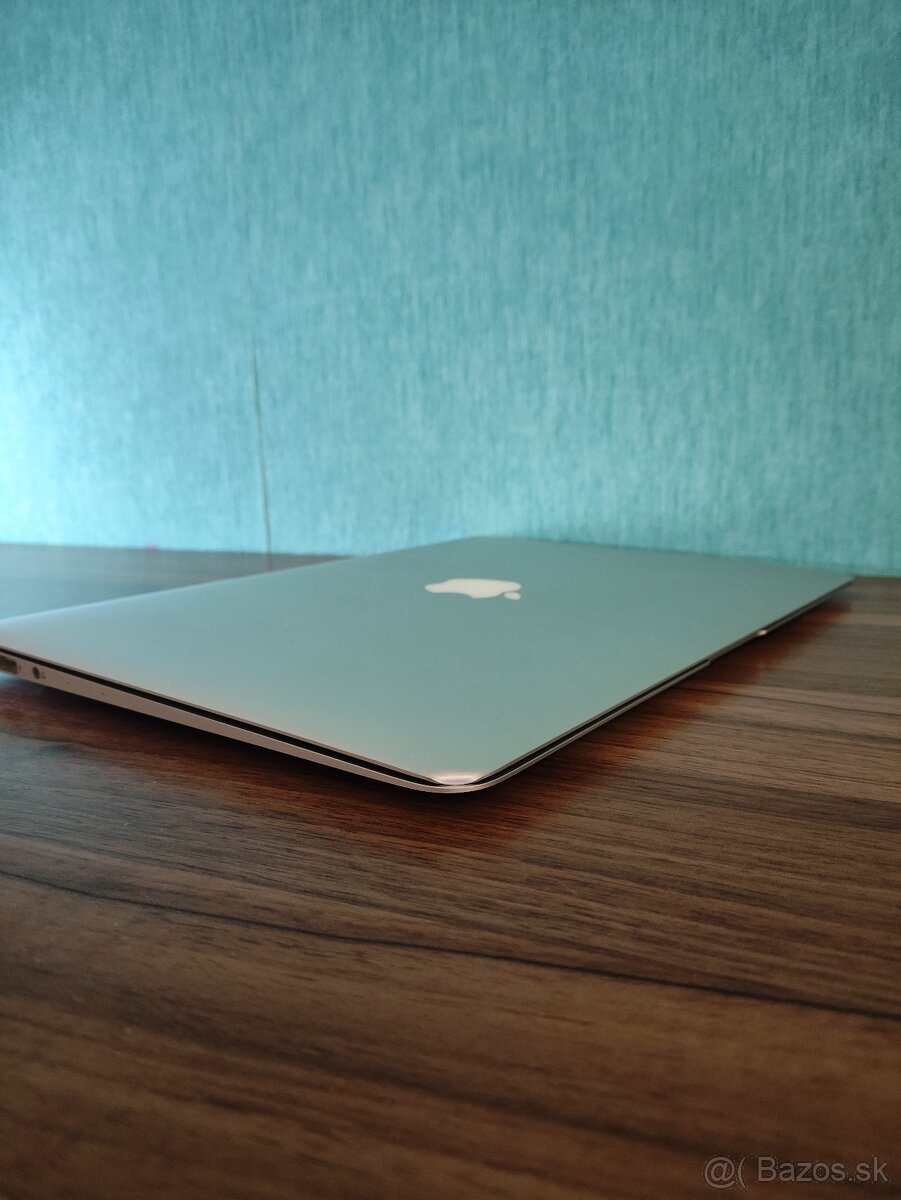 Apple MacBook Air A1466 2017 – i5 | 8 GB RAM | 128 GB SSD - 10