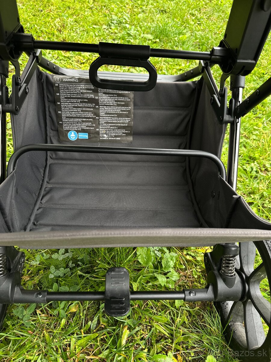 Kombinovaný kočík MOON Piú Extra 2024 - 10