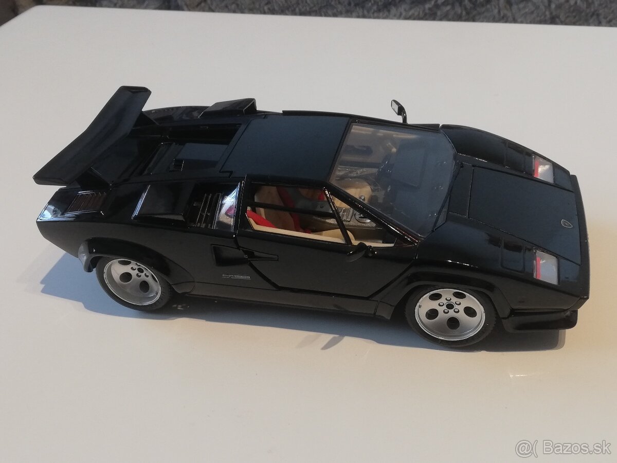 1:18 LAMBORGHINI COUNTACH Bburago - 10