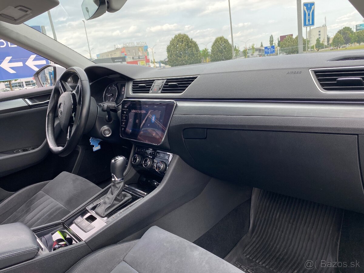 Škoda Superb 2.0 tdi - 10