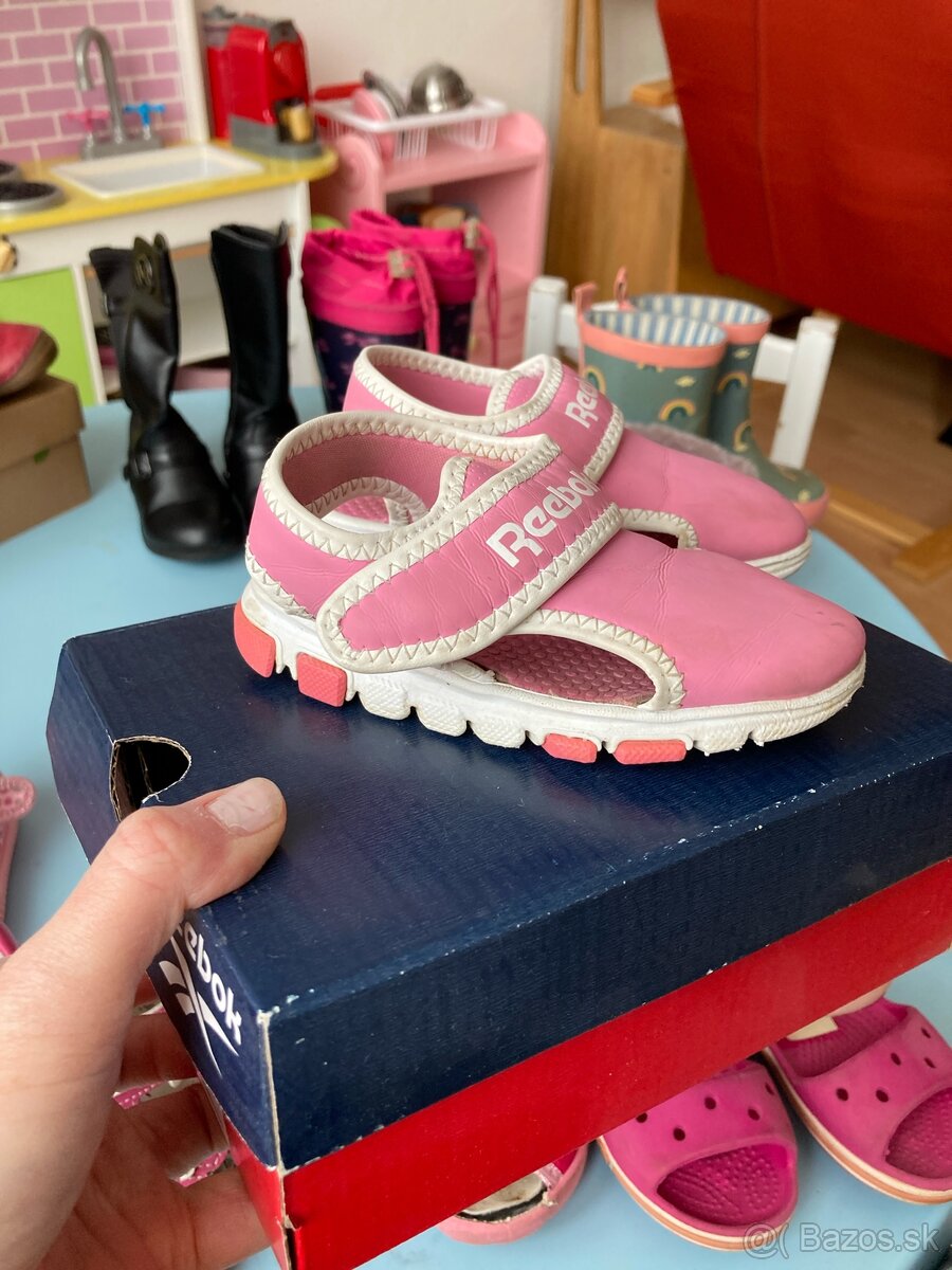 Dievčenské topánky č. 23 - 10