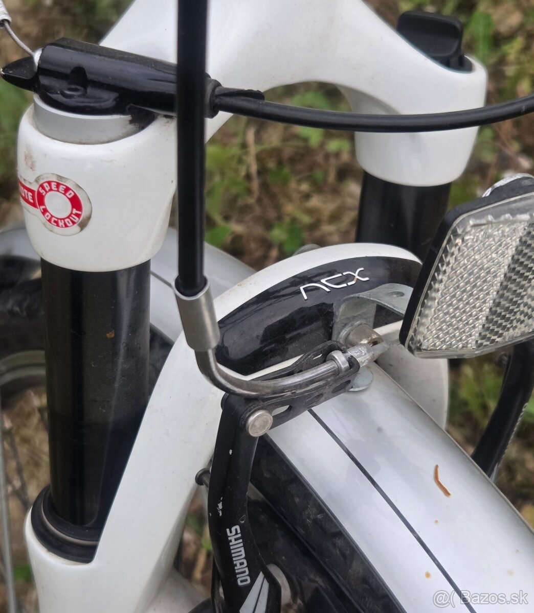 Trekingovy cross bicykel damsky ram 16 pneu 28/29 - 10