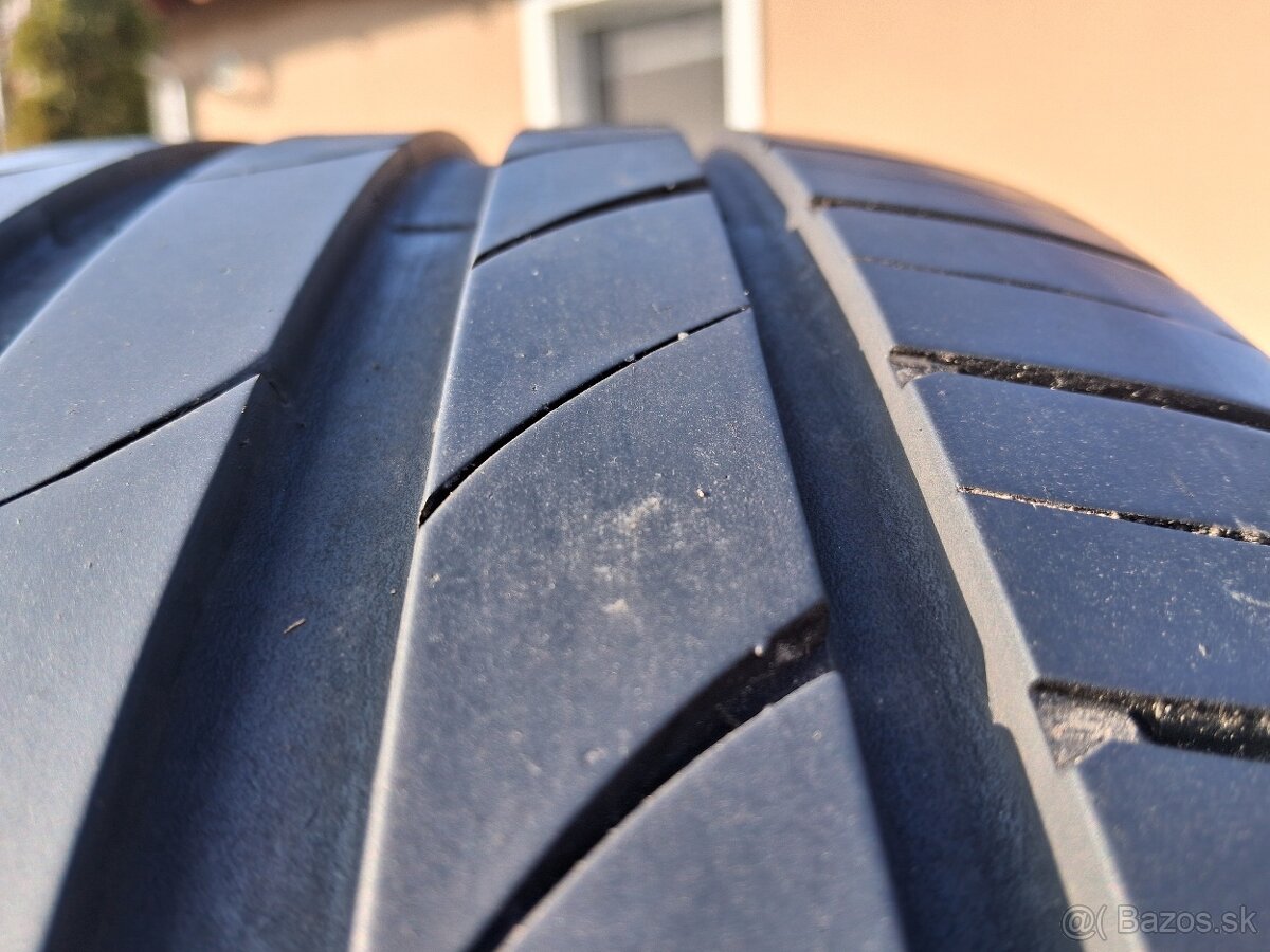 235/40 r19 letne pneumatiky - 10