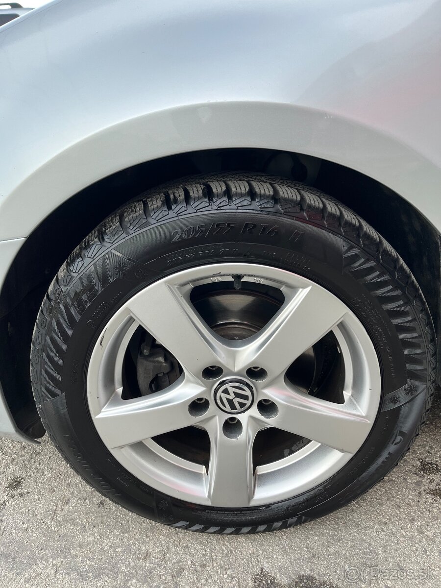 Volkswagen Golf 6 TrendLine 1.6 Benzin + LPG = Top Stav = - 10