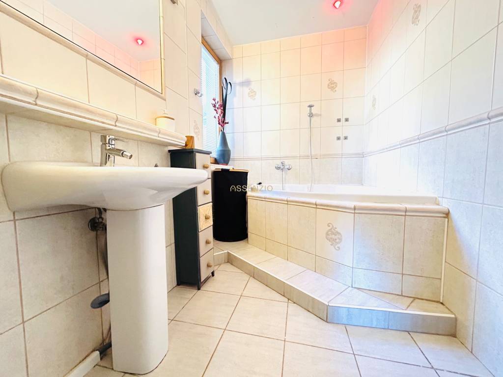 ASSENZIO-PRENÁJOM-2.IZBOVÝ MEZONET S TERASOU -77M2- ZOCHOVÁ - 10