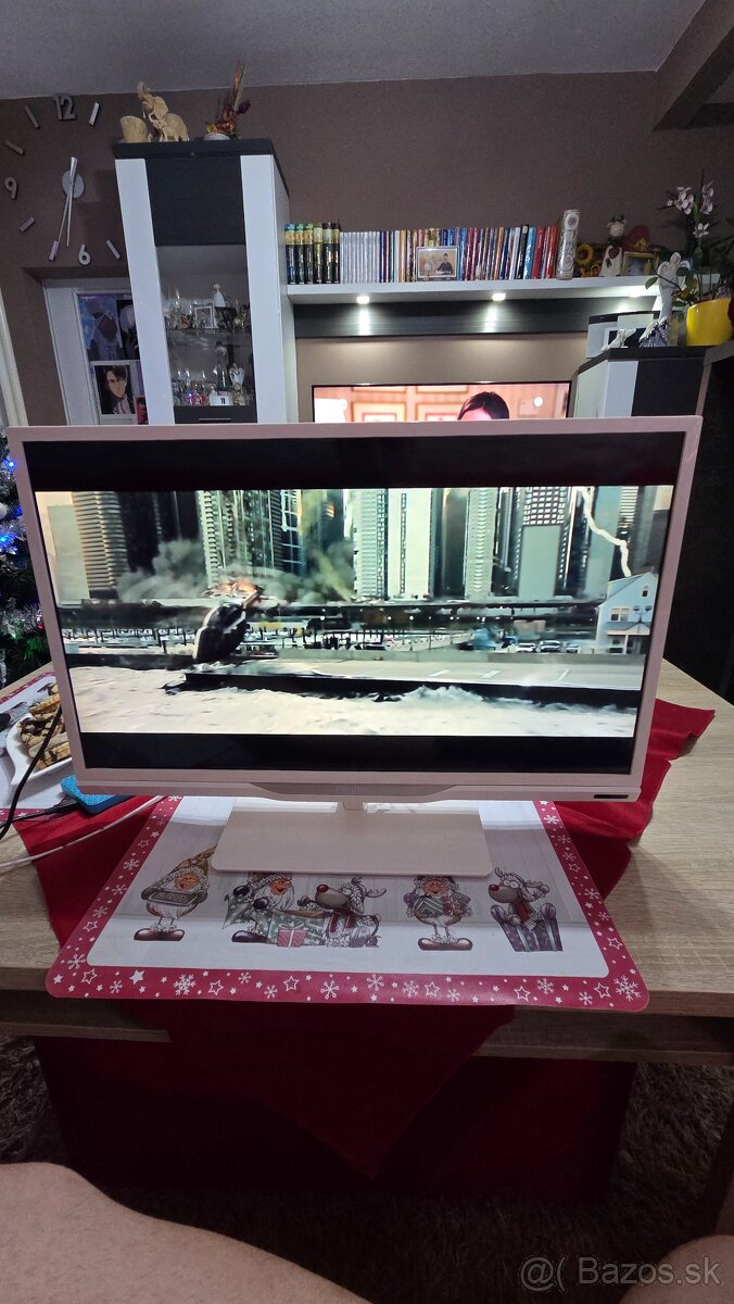 LED televizor PHILIPS 24" - 10