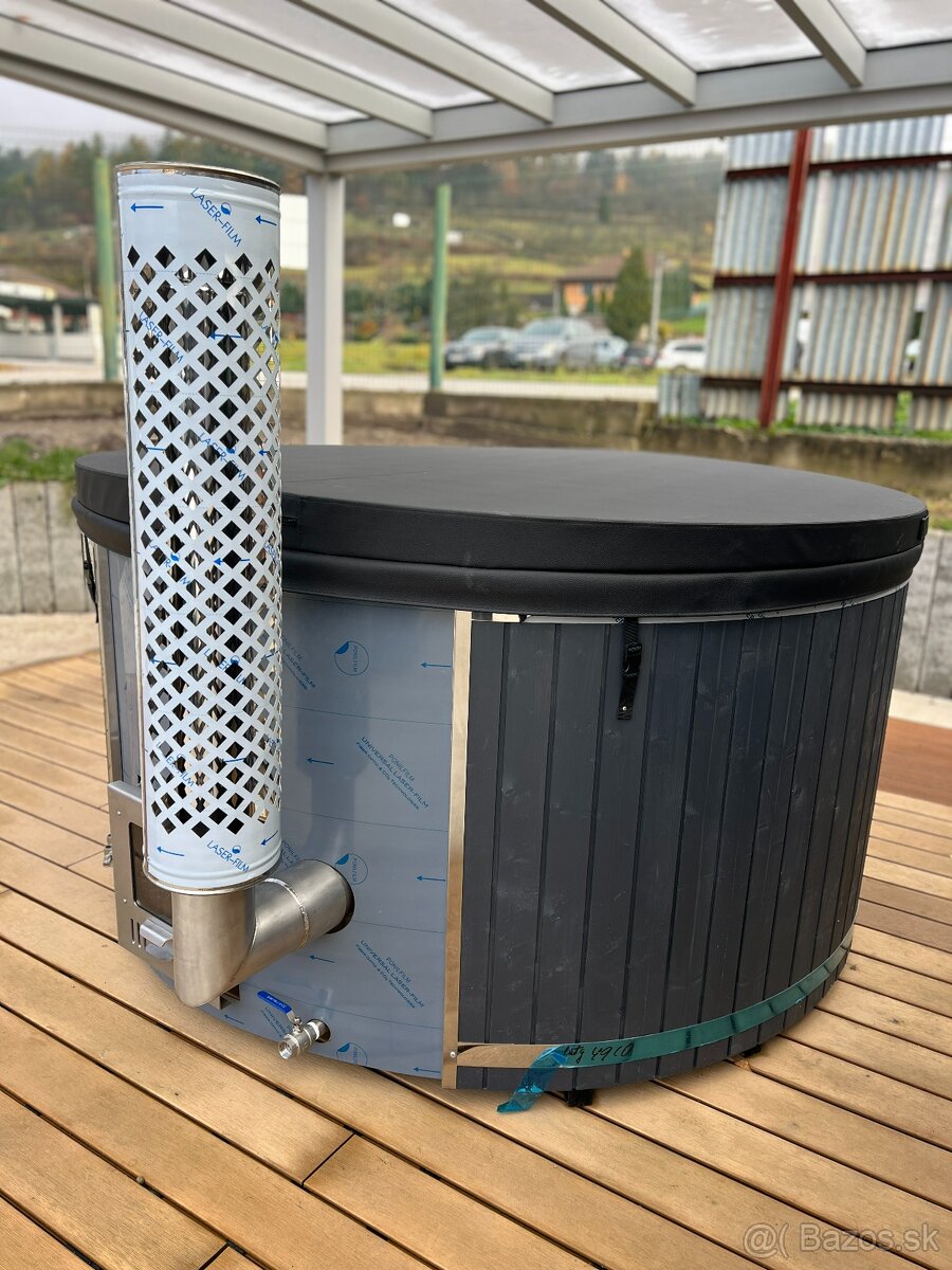 Luxusná kúpacia kaďa s integrovanou pecou - 10