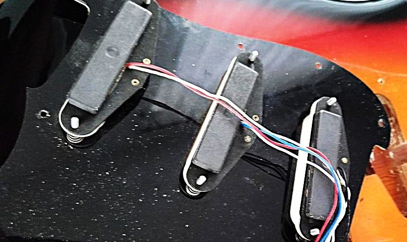 Pickguard,snímače,poťáky,3-pol.switch, Greco,Maya 70 roky - 10