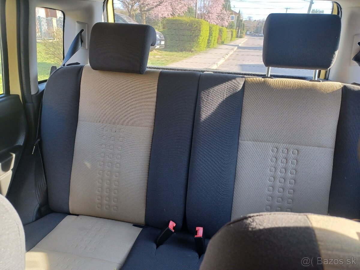 Predám Fiat Panda 1,2 benzín 44kW - 10