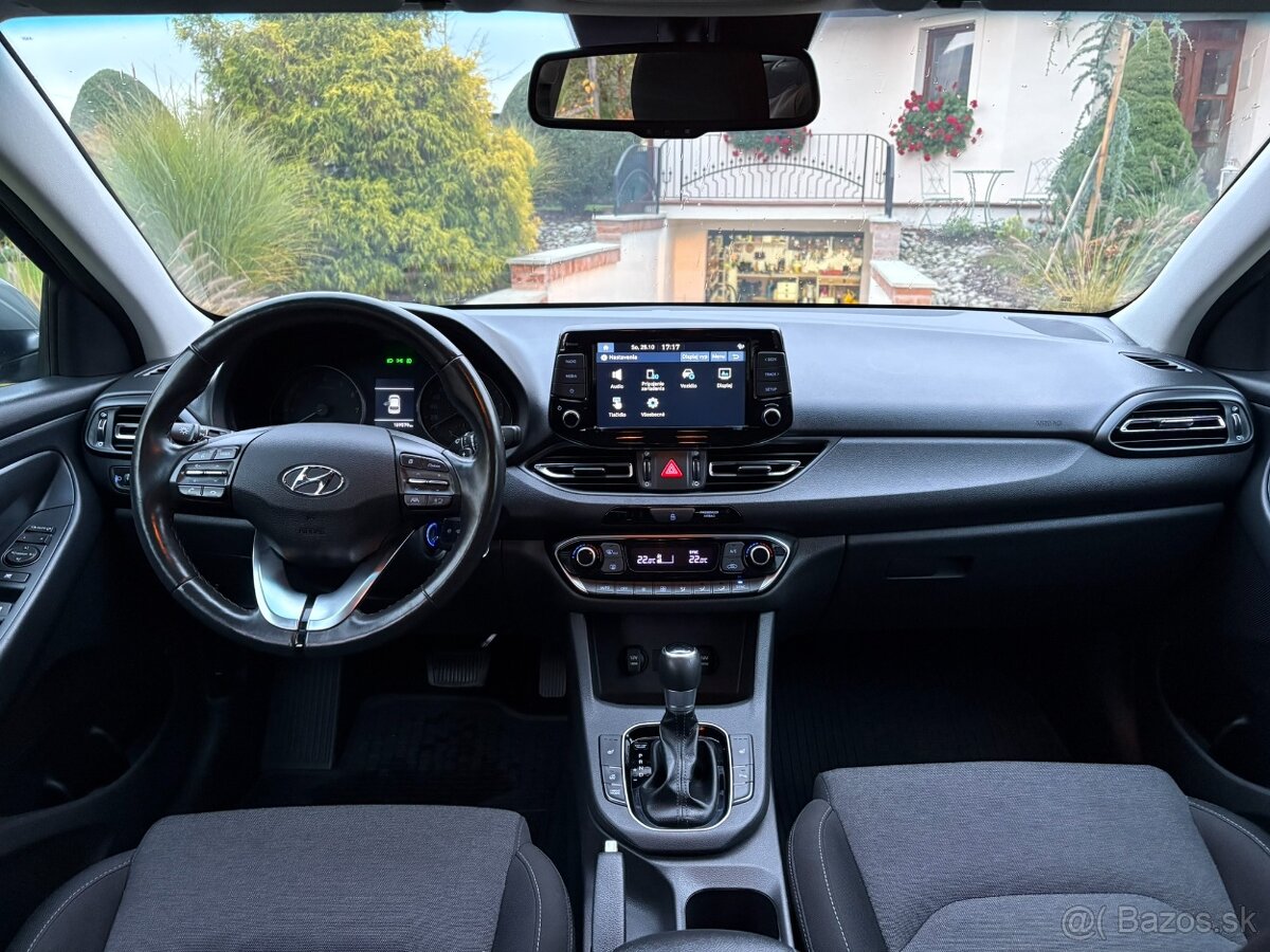 Hyundai i30 CW 1.5 TGDi BENZÍN + mHEV, AUTOMAT, kúpené v SR - 10