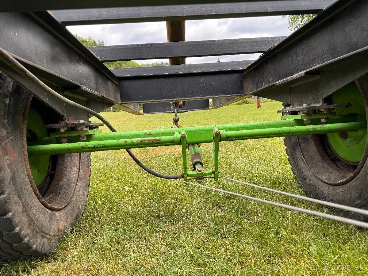 Príves s hydraulickou rukou Atlas 4002 - 10