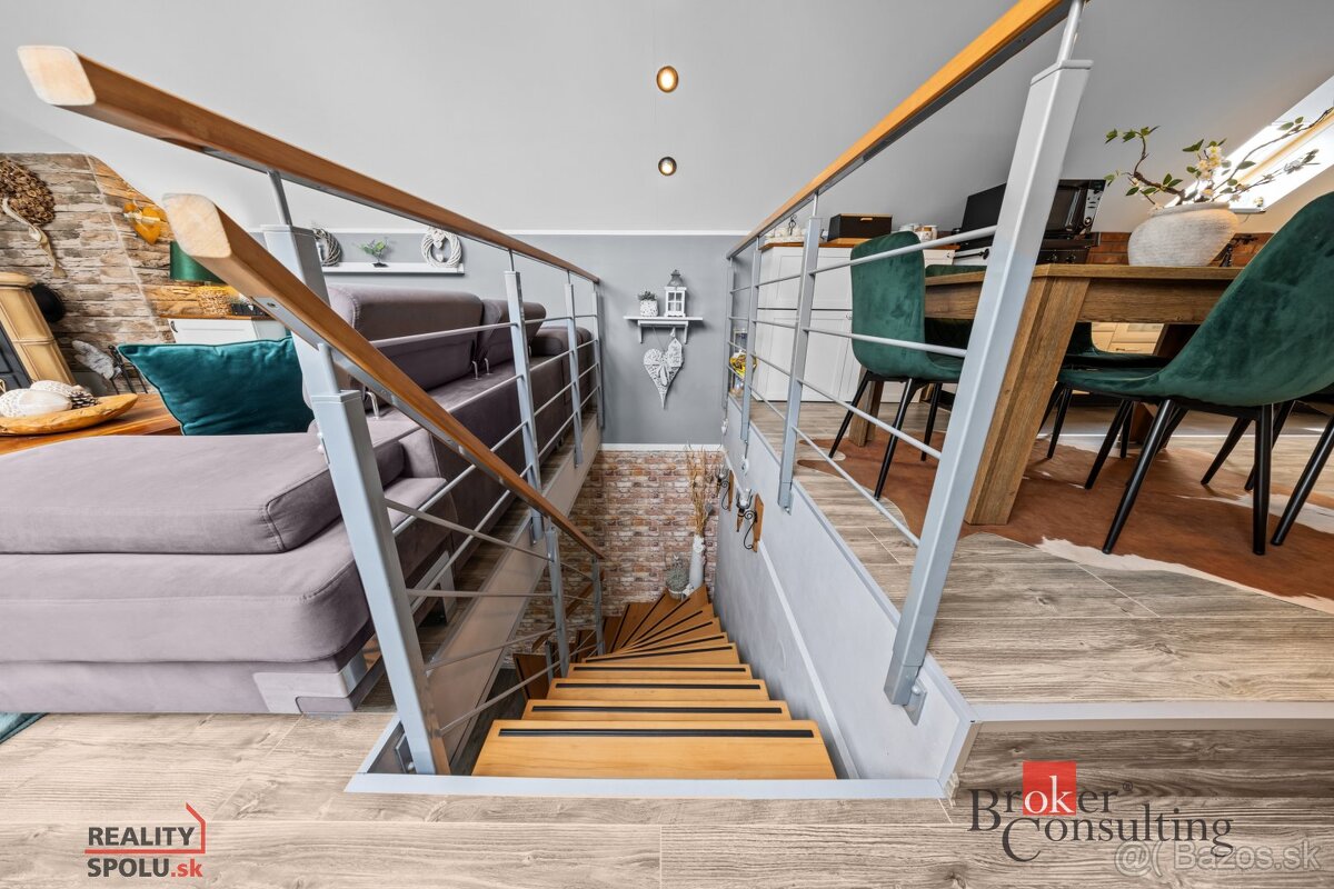 Krásny , slnečný , dvojgeneračný rodinný dom vo Vajnoroch - 10