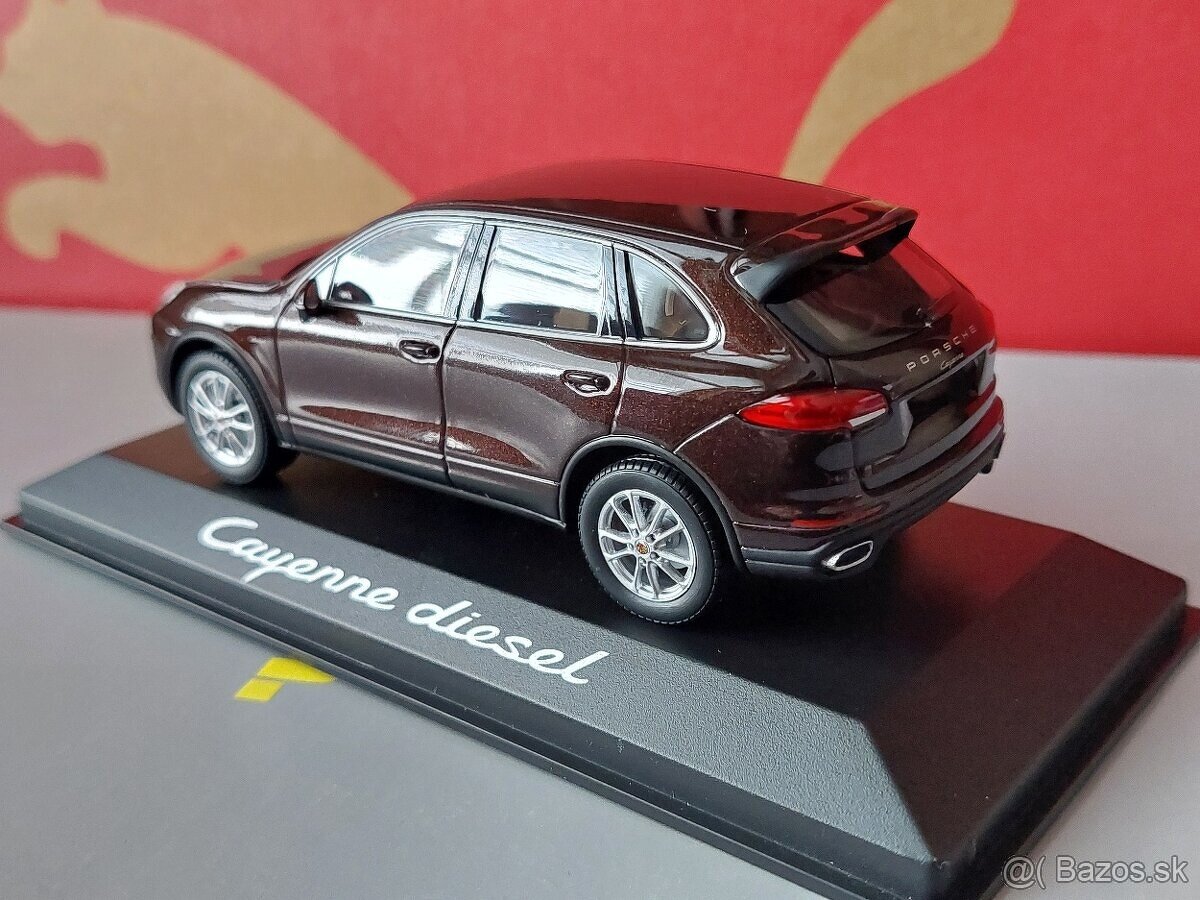 🟠 Predám model auta 1:43 Porsche Cayenne 2 Gen (2010) 🚗 - 10
