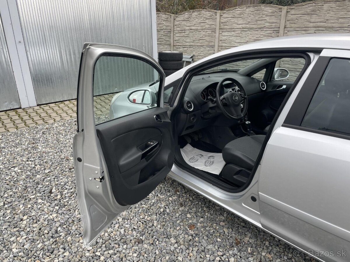 Opel Corsa 1.2i 80PS 141000KM KLIMA STK - 10