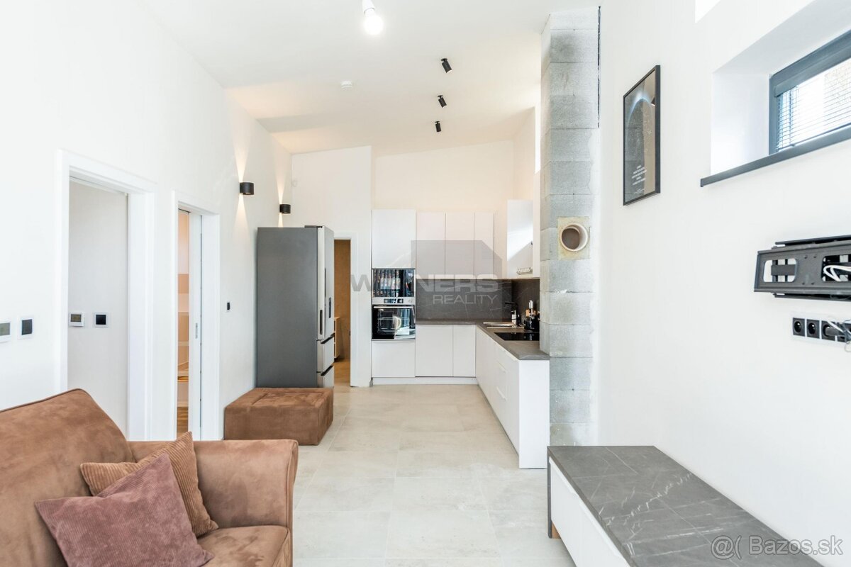 Exkluzívne na predaj novostavba na Domaši - časť Poľany - 10