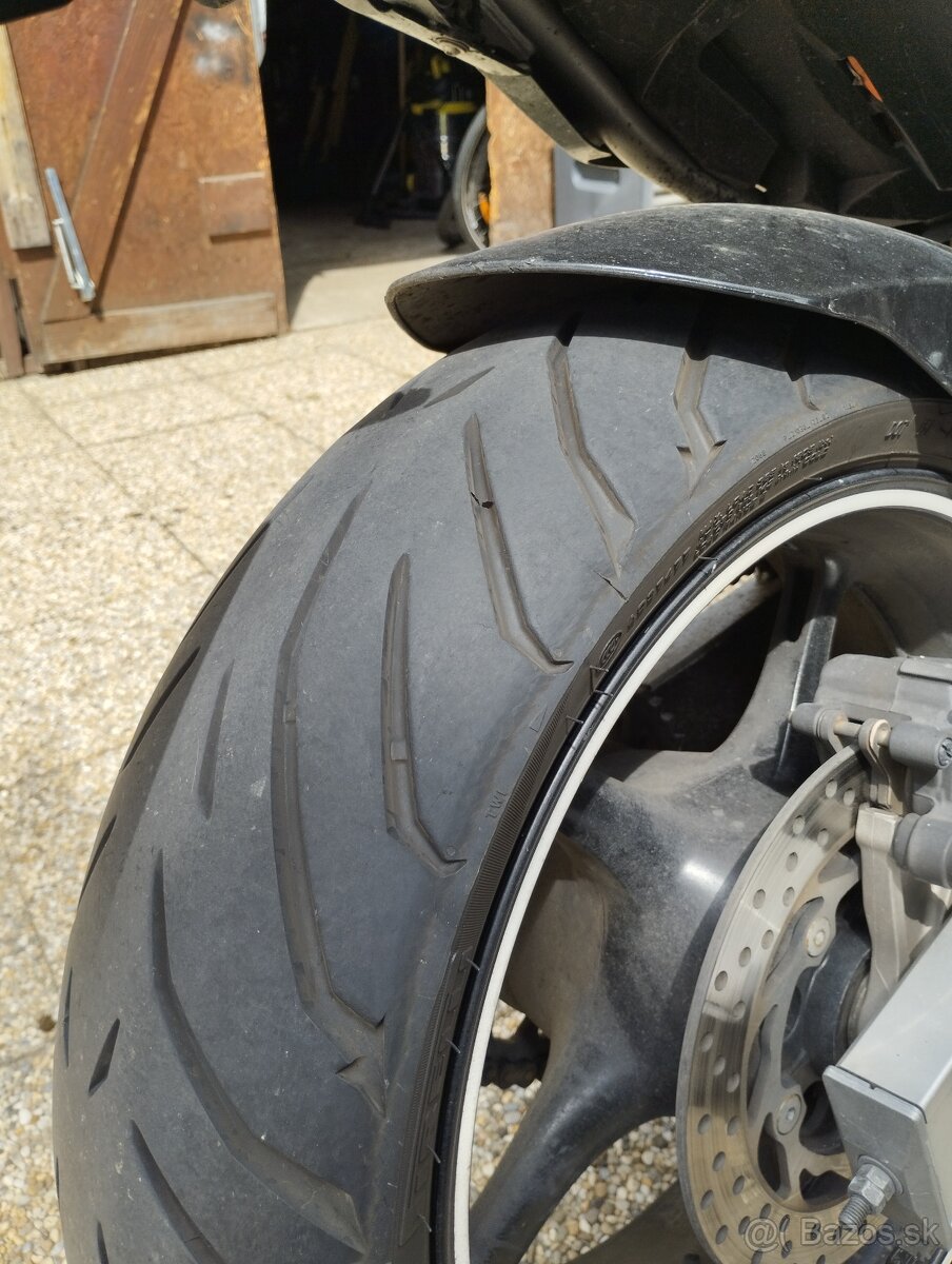 Yamaha FZ6 (2005) - 10