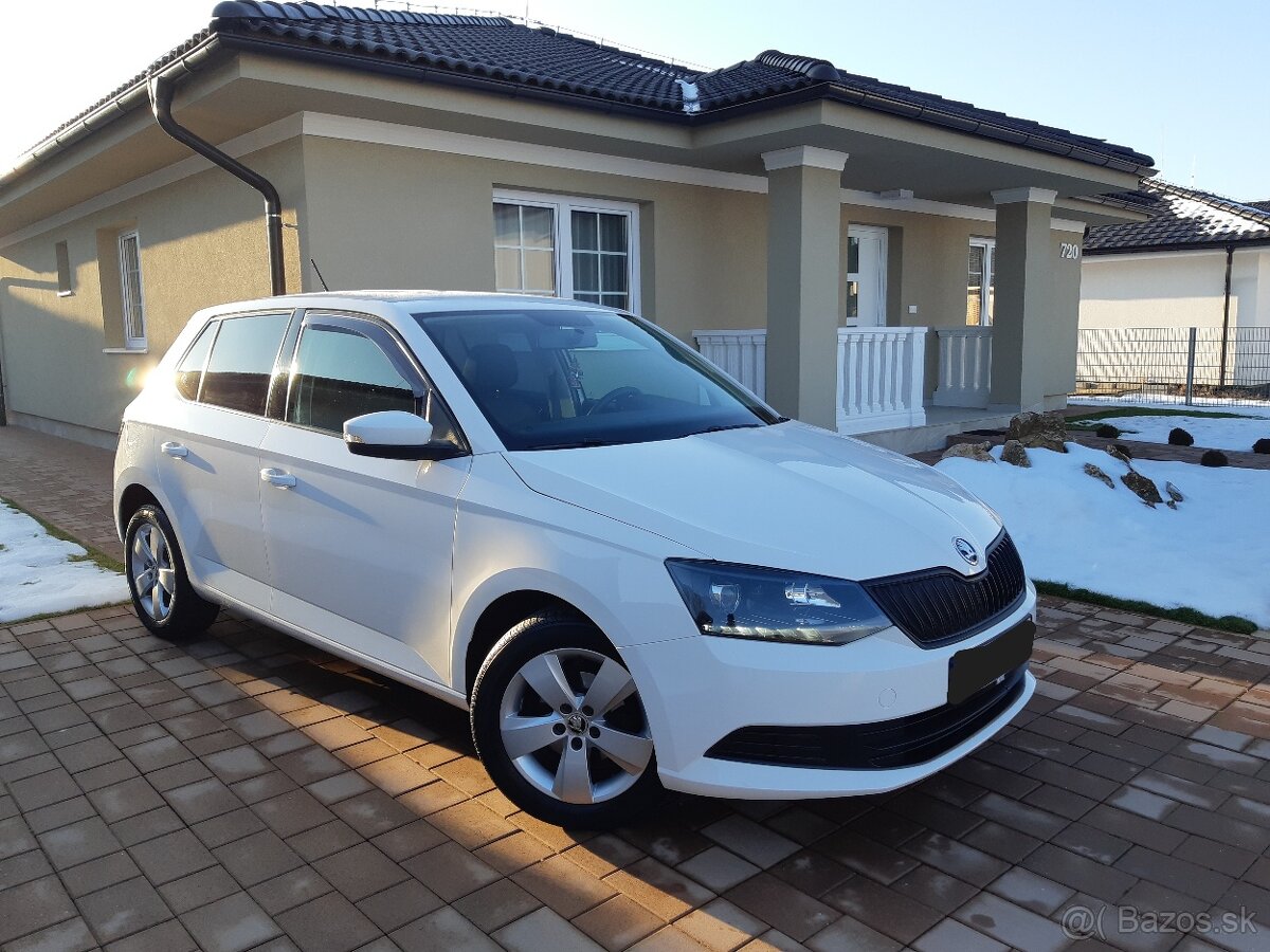 Škoda Fabia - 10