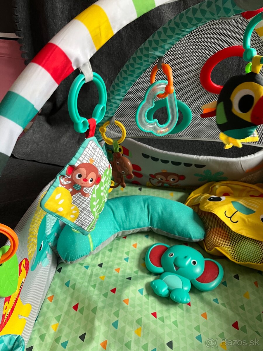 Bright Starts Deka na hranie 5v1 - 10