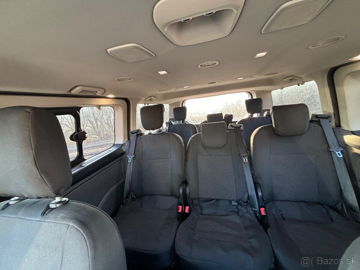 Ford Turneo custom - 10