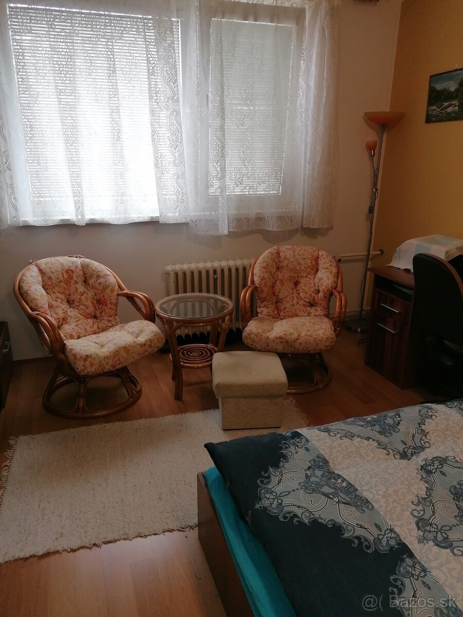 1 izbový byt Nové Zámky - 10