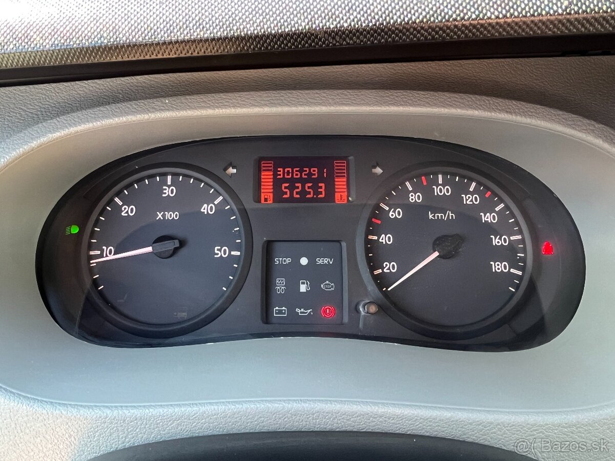 Renault Master furgon 2.5dci - 10