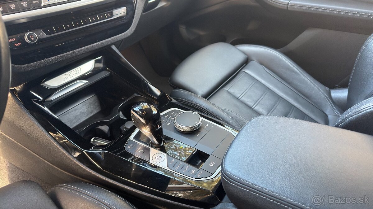 BMW X3 xDrive30i mHEV PANO, LASER - 10