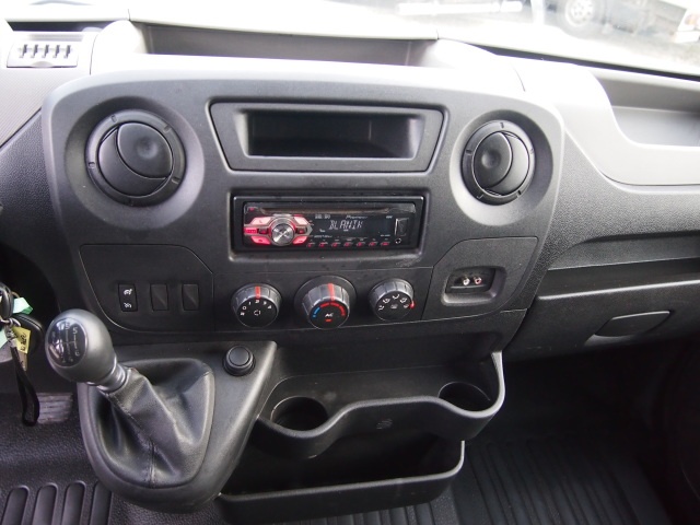 Prodám Renault Master 2.3DCi,92kw. L3H2. Nové v ČR. - 10