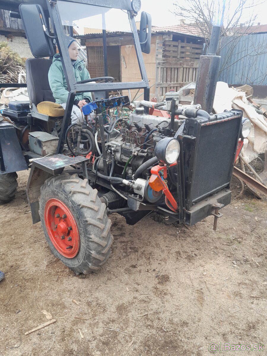 Predám traktor Tatra 805, kačena, motor m25 multicar - 10