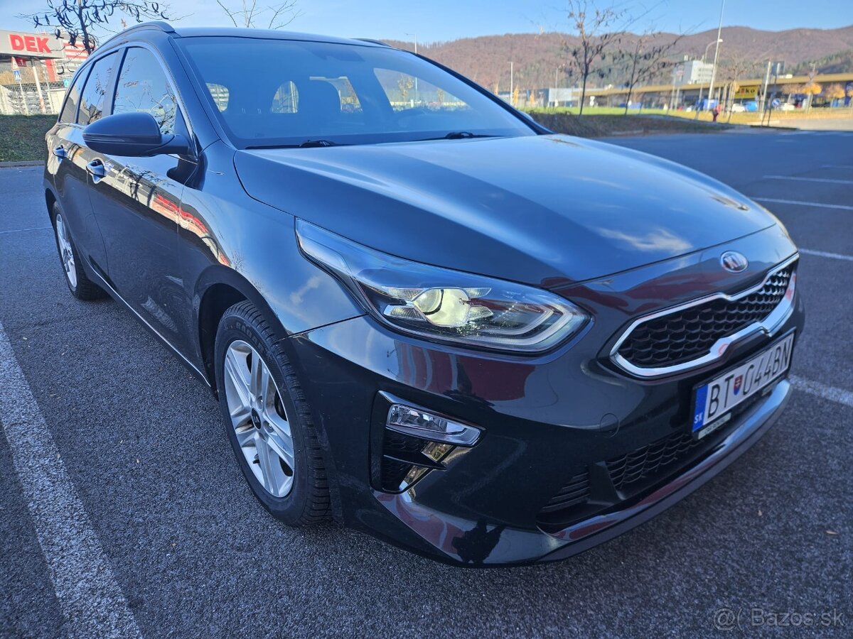 Kia Ceed SW 1.6 CRDi MHEV Gold - 10