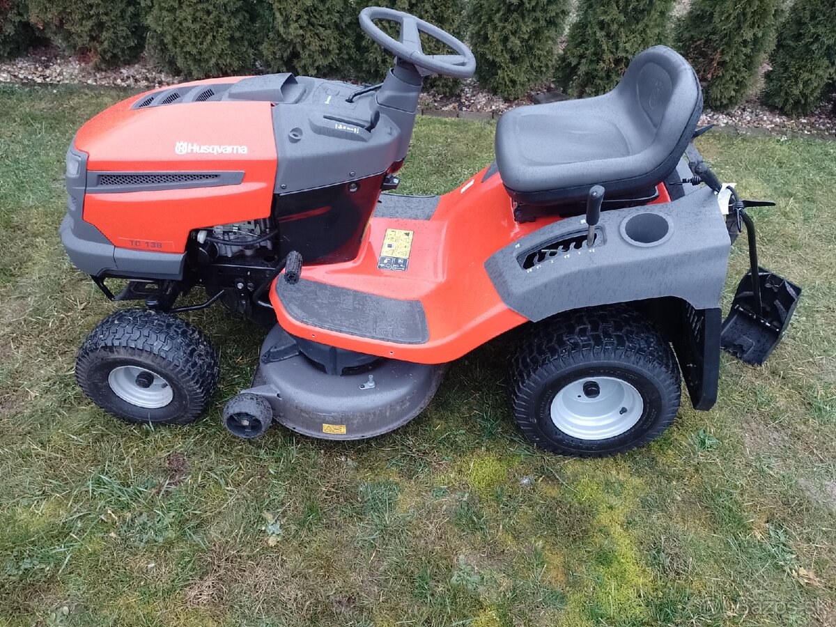 Traktorová kosačka Husqvarna TC 138 - 10