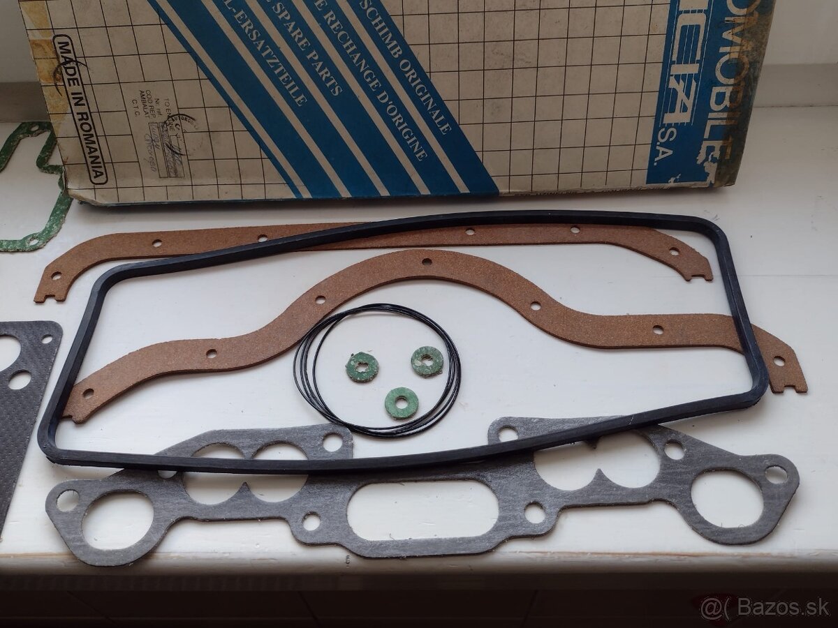 Predám náhradné diely ARO 10 1,4 benzín - 10