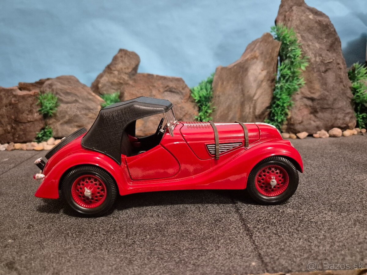 Prodám model 1:18 BMW 328 - 10
