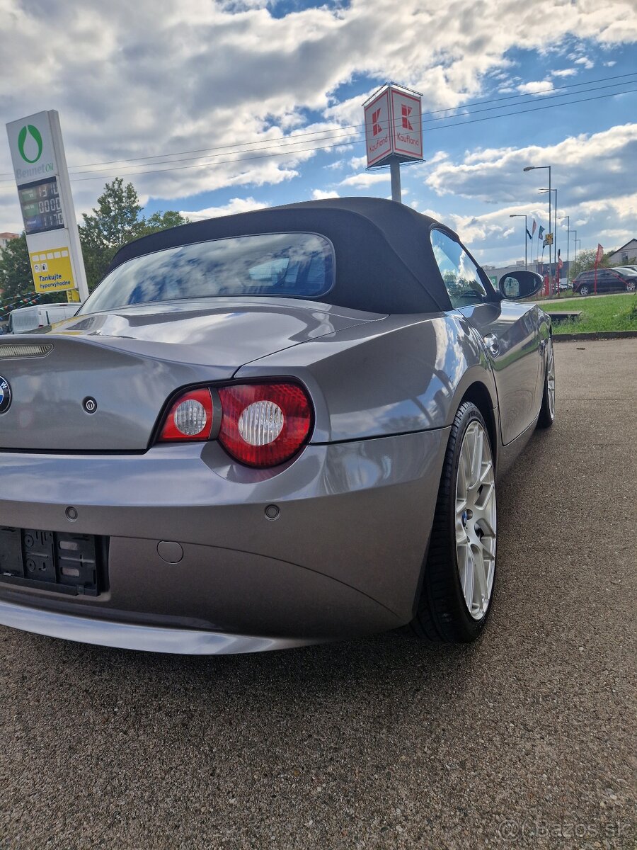 BMW Z4 2.2i Cabrio - 10