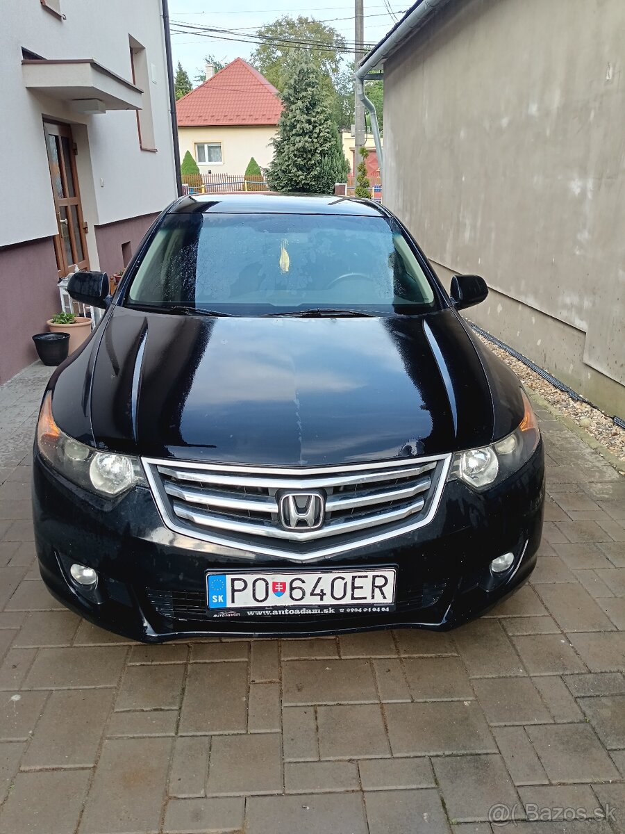 Predám hondu accord 2.2l - 10