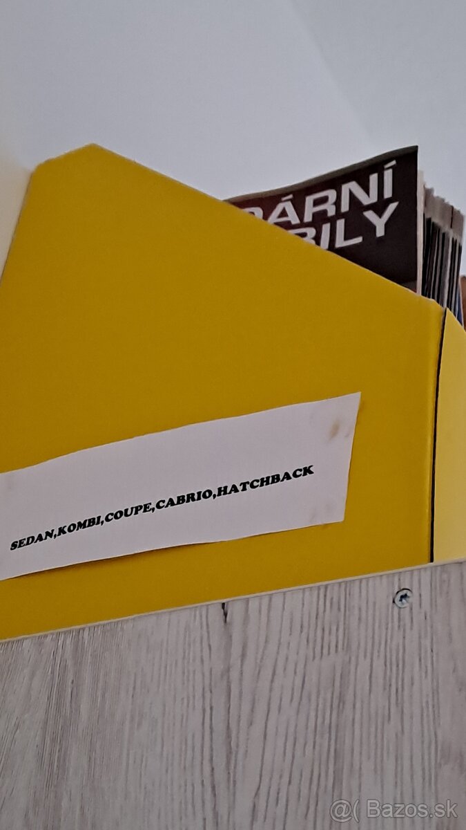 LEGENDARNE AUTOMOBILY MINULE ERY - 10