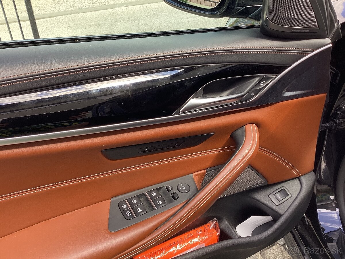 Bmw 540D M xdrive sedan - 10