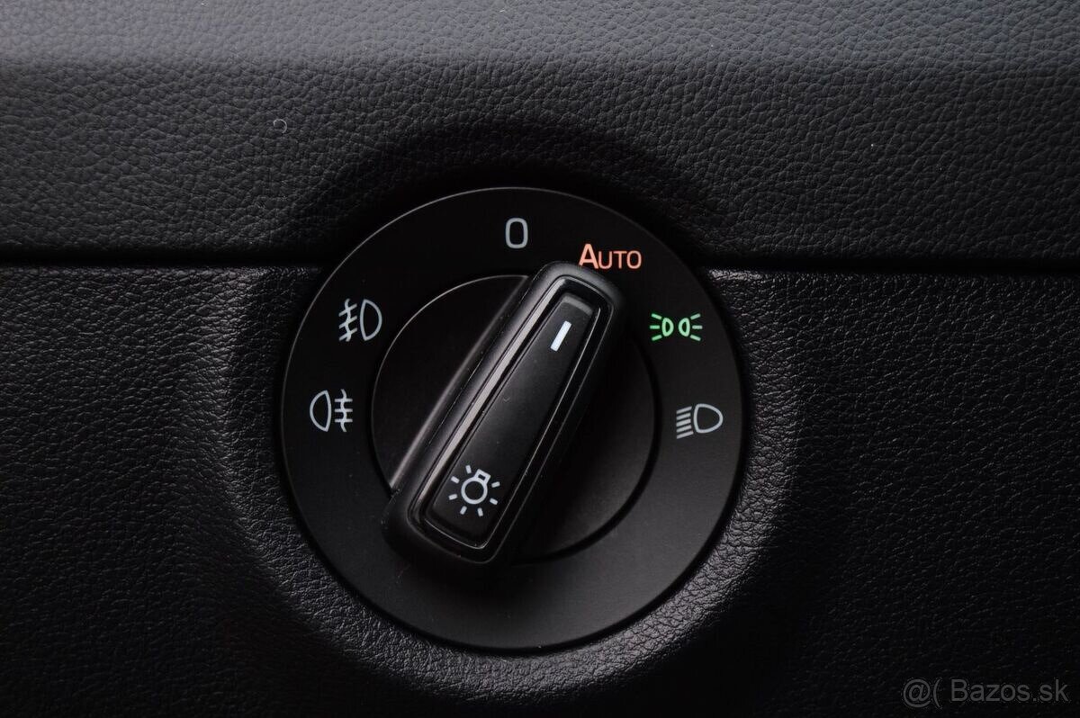 Škoda Octavia 3 Combi 2.0 TDI Style DSG - 10