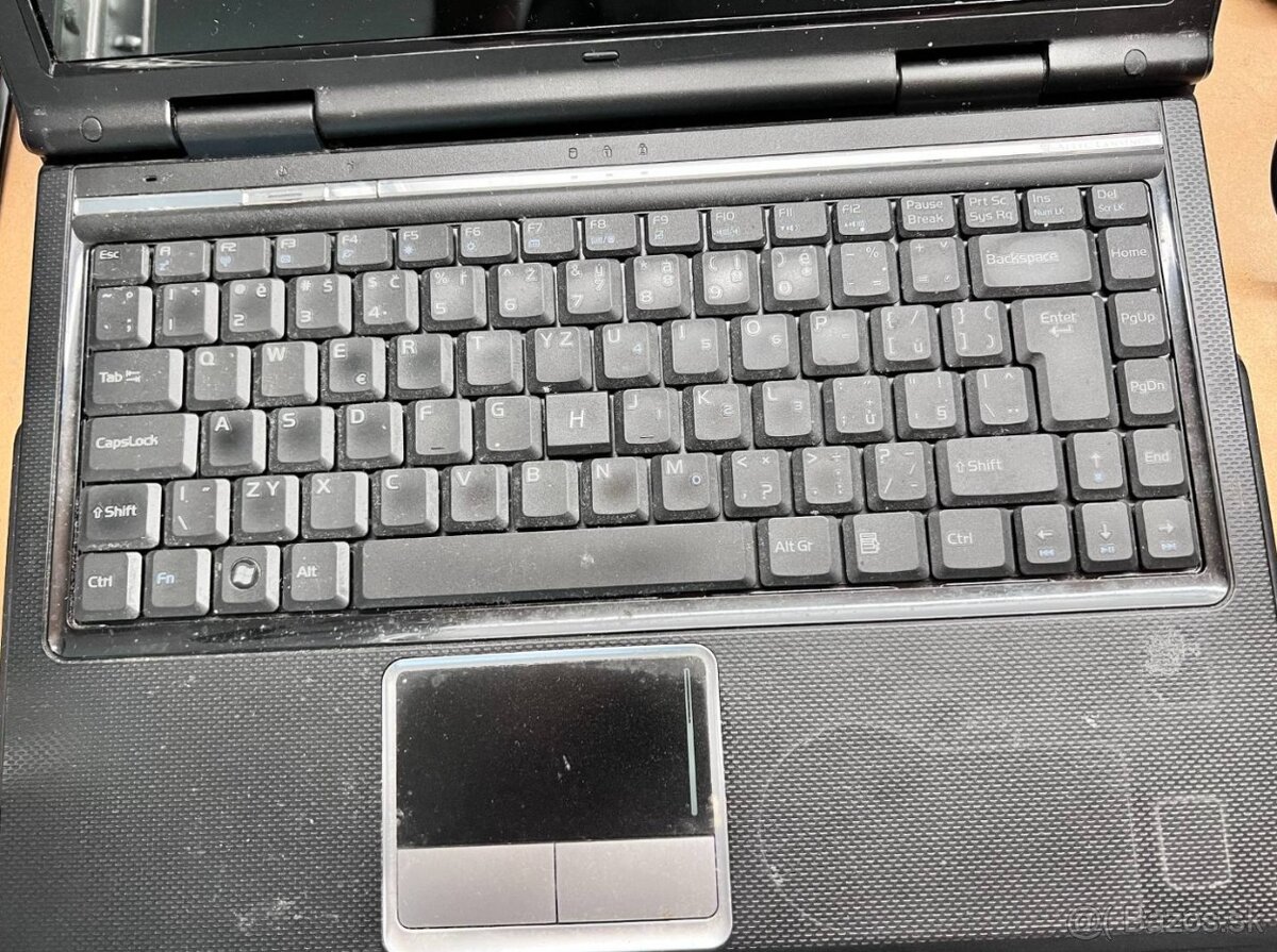 Predám notebook Asus Intel Core2Duo 2x2,00GHz.3gb ram.160gbH - 10