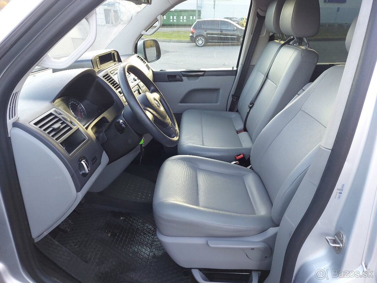 Volkswagen Caravelle 2.0 TDI LR Comfortline 4Motion, 9 miest - 10