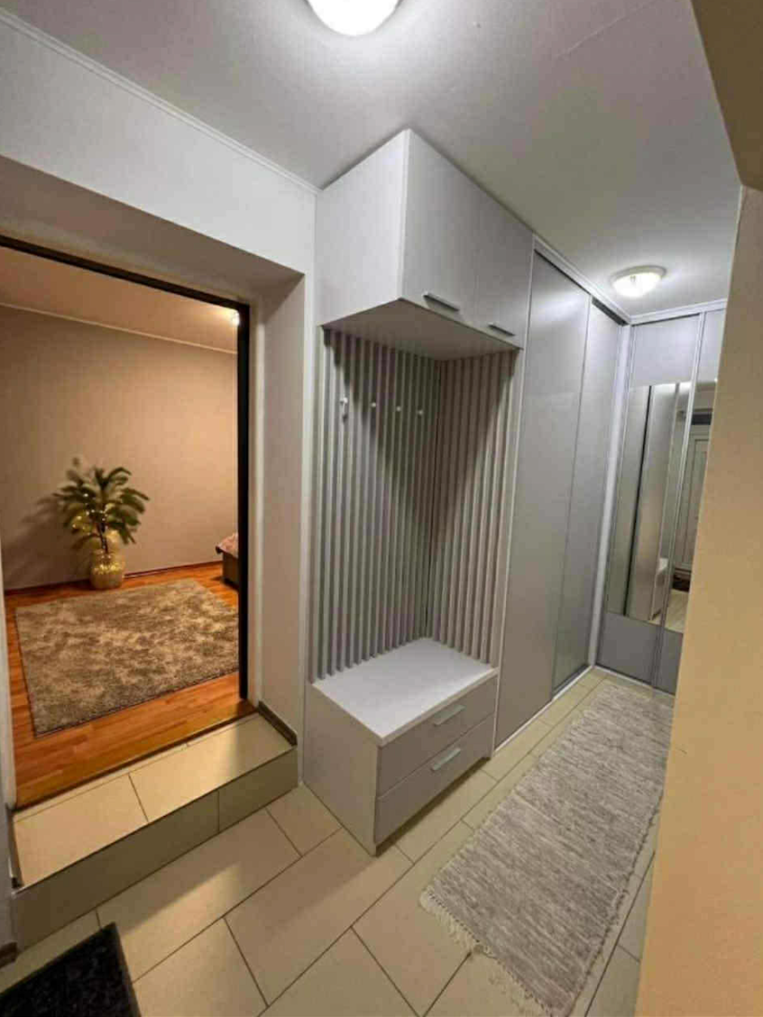 budova (obchodný priestor + bytová jednotka) - 10