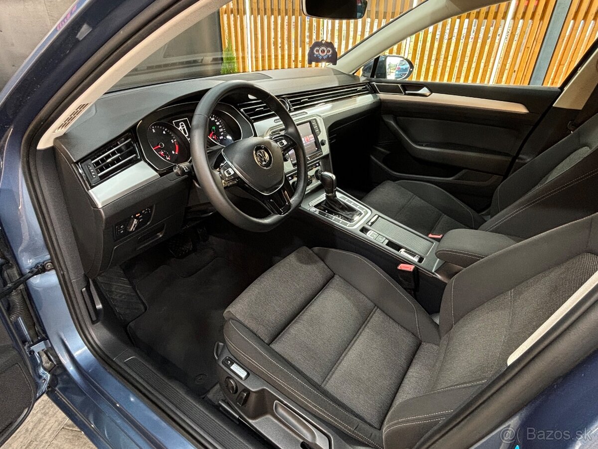 Volkswagen Passat Variant 2.0 TDI BMT Comfortline DSG - 10