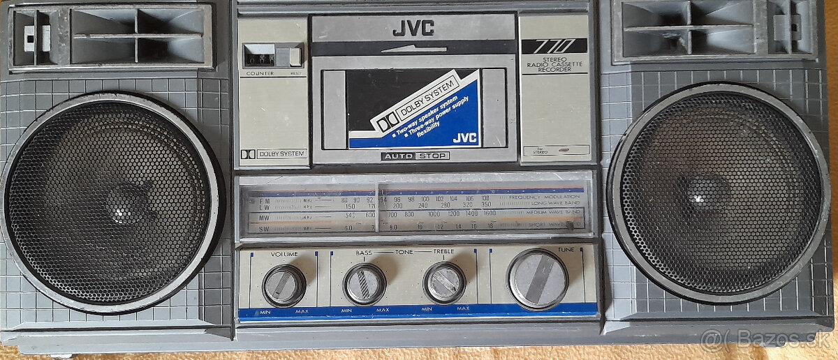 Predám Radiomagnetofón JVC RC - 770 LS - 10