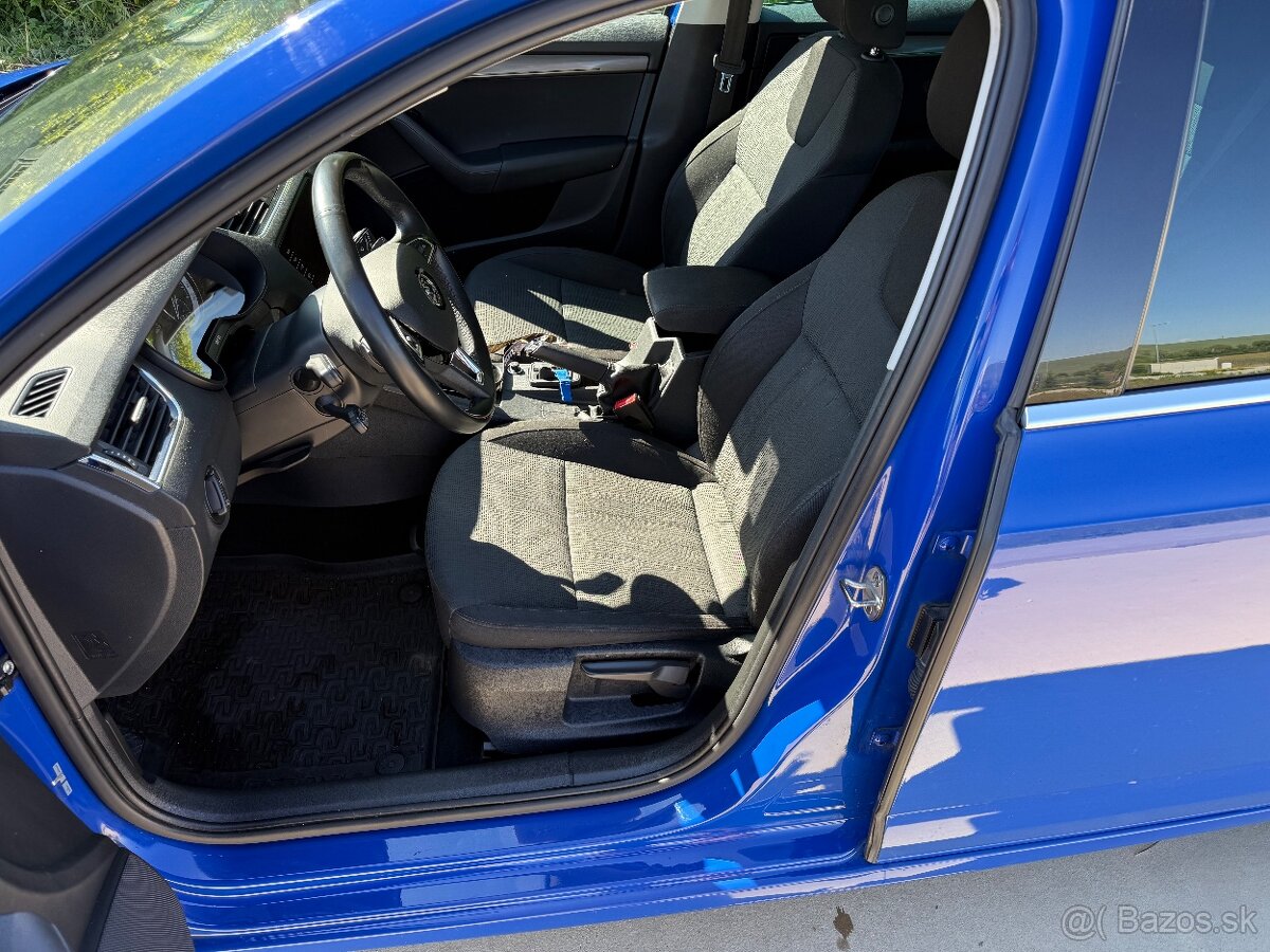 Škoda Octavia Combi 2.0 TDI DSG 110kw - 10