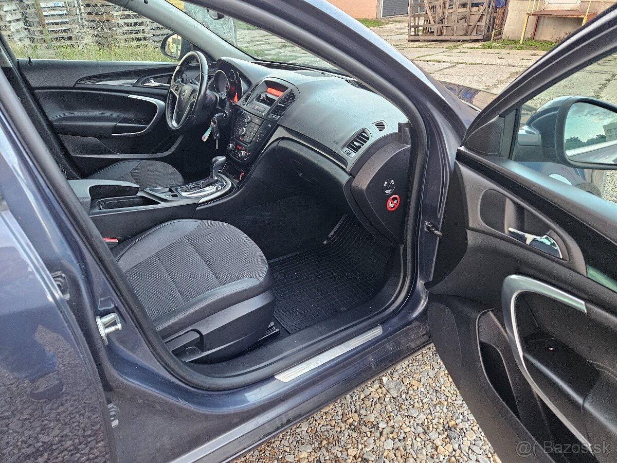 Opel Insignia 2.0CDTI 131PS SportsTourer Automat Combi EURO5 - 10