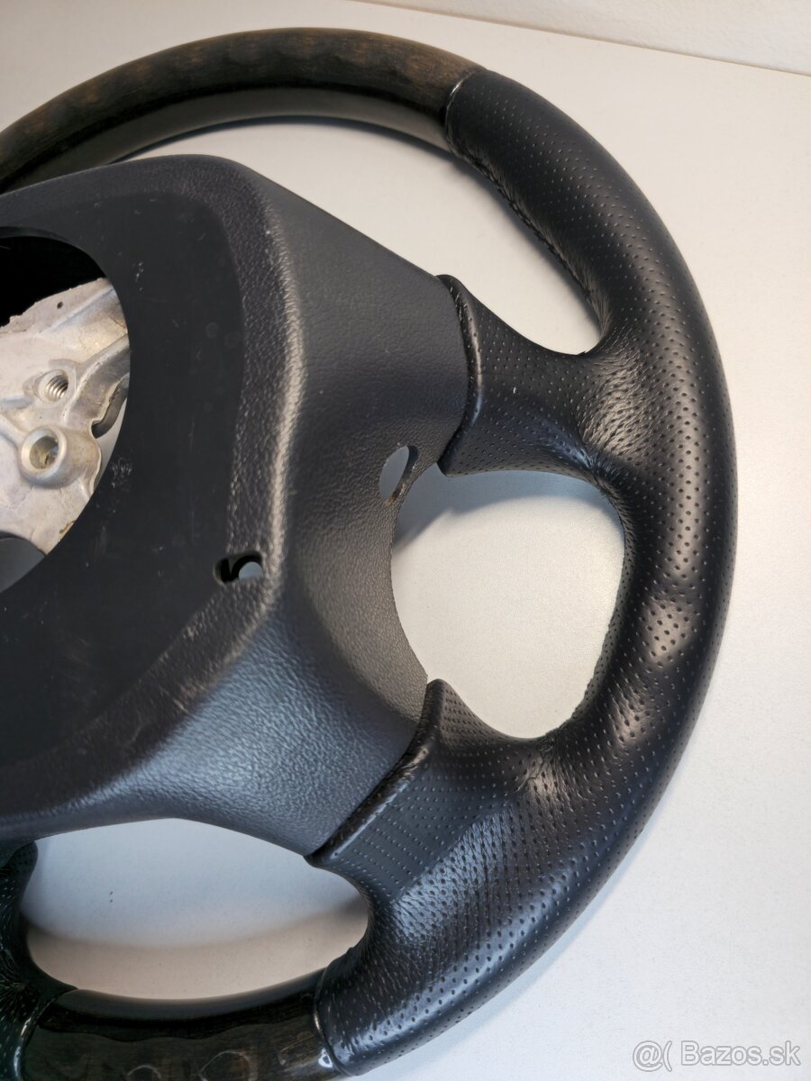 MOMO drevený volant impreza forester wrx sti - 10