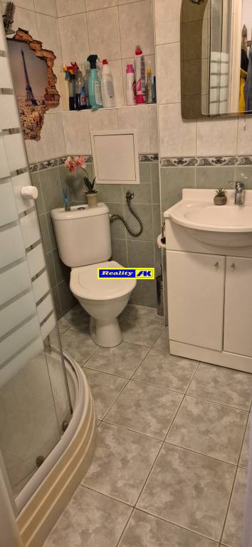 REZERVOVANÉ jednoizbový zrekonštruovaný byt v širšom centre - 10