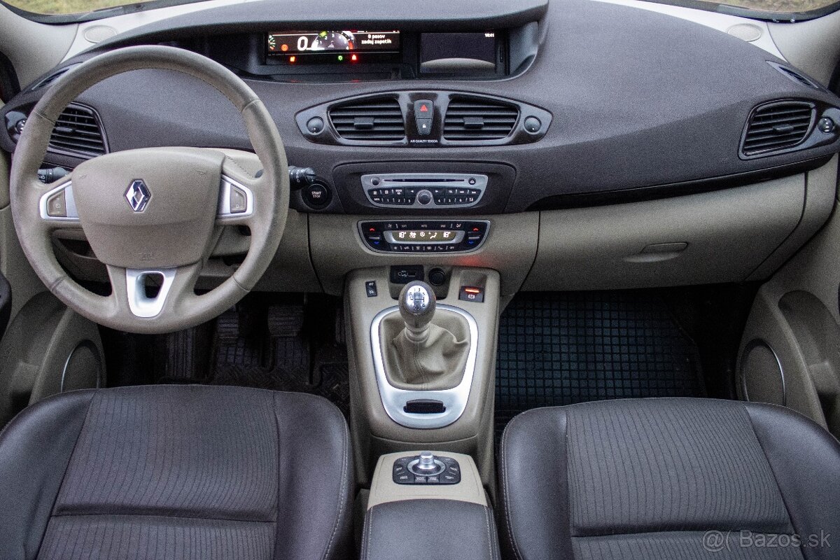 Renault Grand Scénic 1.9 dCi 96kW 7-miestne 2011 - 10