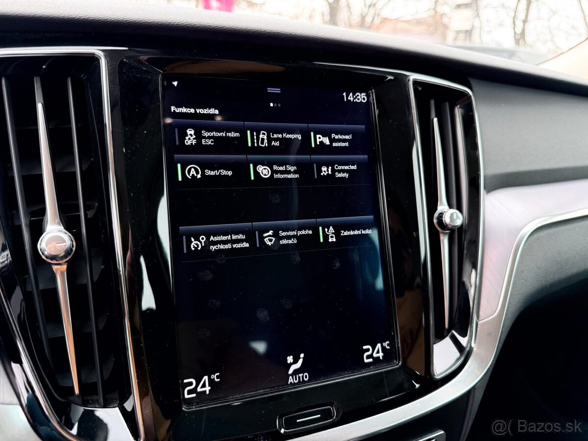 Volvo V60 D4 Momentum Pro AWD A/T - 10