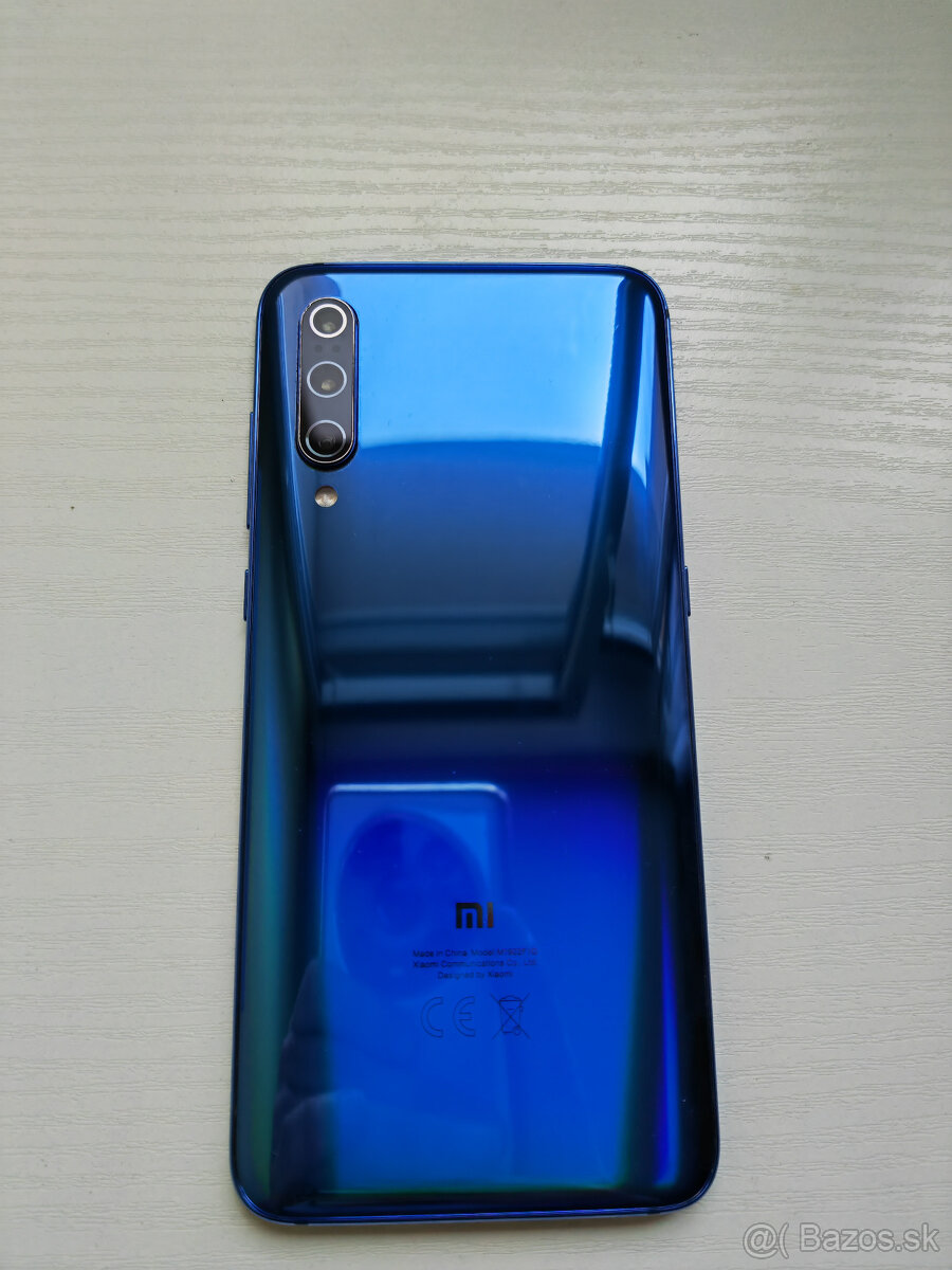 Xiaomi Mi 9 6 / 128 GB Ocean Blue - 10